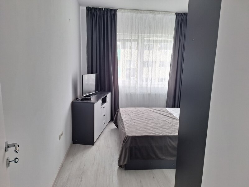 Militari, Rosu, Chiajna, 2 camere, bloc nou.