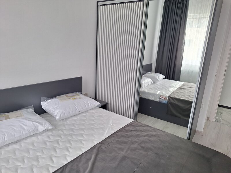 Militari, Rosu, Chiajna, 2 camere, bloc nou.